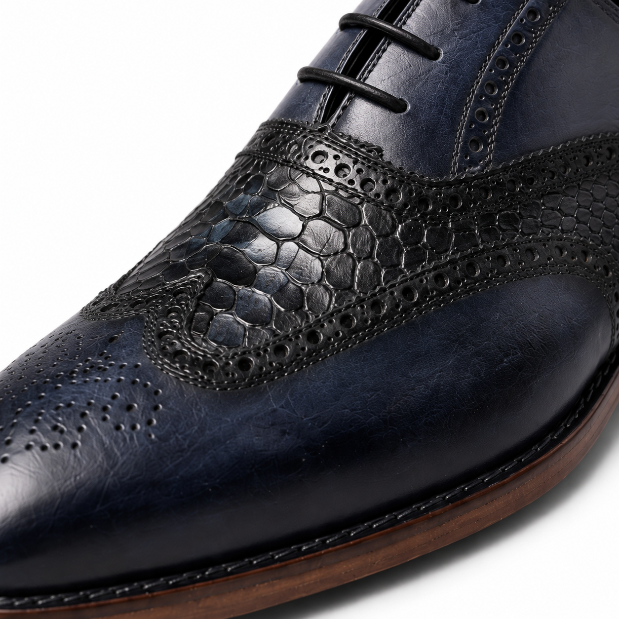 Navy & Black Croc-Textured Wingtip Oxford Shoes
