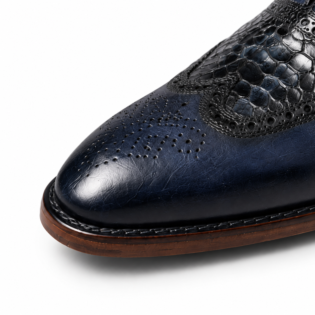 Navy & Black Croc-Textured Wingtip Oxford Shoes