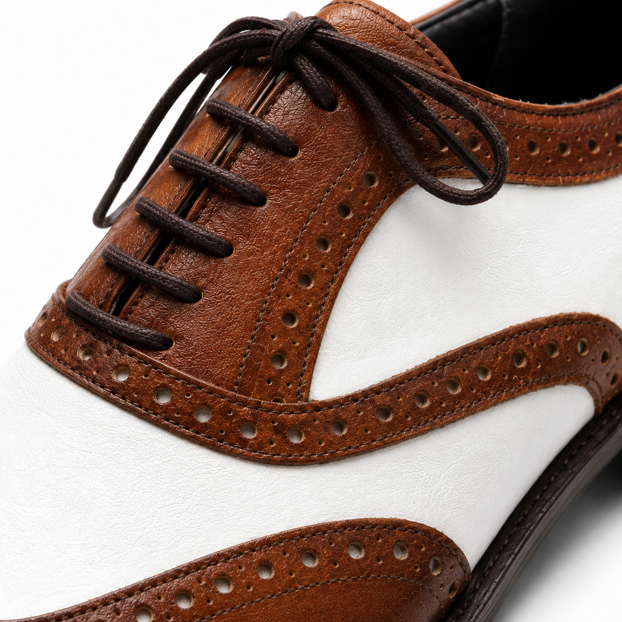 Two-Tone Oxford Wingtips